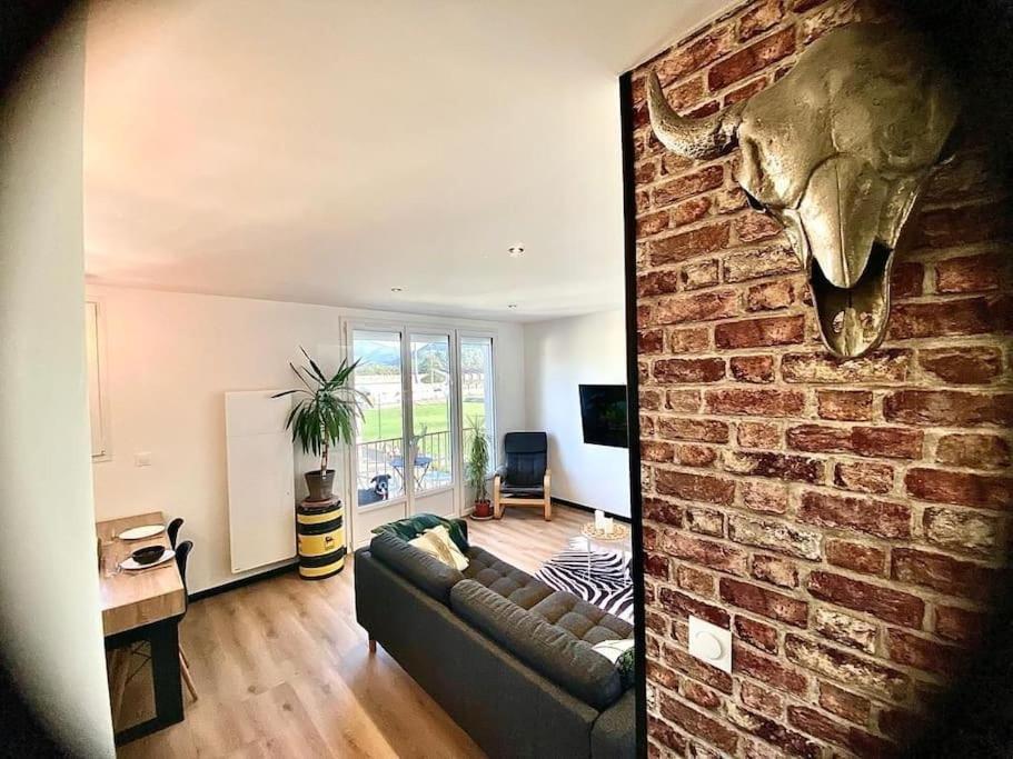 *Superbe Appartement Moderne* ลูร์ด ภายนอก รูปภาพ