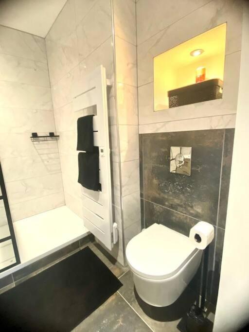 *Superbe Appartement Moderne* ลูร์ด ภายนอก รูปภาพ